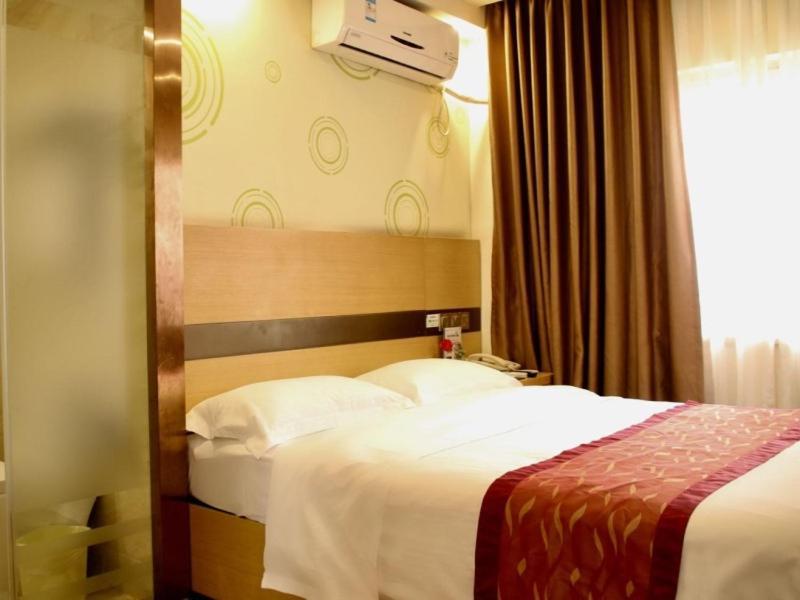 Greentree Inn Zhejiang Ningbo South Railway Station Express Hotel Ngoại thất bức ảnh